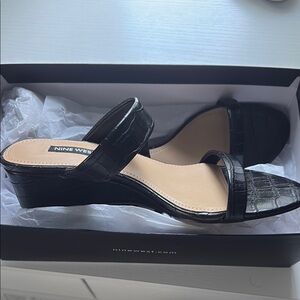 Nine West Black Wedge Shoes with Versatile Design